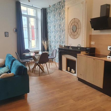 A L Ombre Des Remparts 3 Apartment การ์กาซอน ภายนอก รูปภาพ